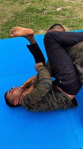 Ground control isn't about brute force—it's about leverage, positioning, and balance. Dive into the biomechanics of the scarf hold and dominate the mat. 🧠 #CSW #GrapplingTheory #TechniqueTuesday #wrestling #groundtraining #grappling #mma | Sourav Upadhyay beast