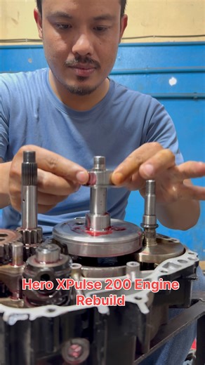 527K views · 12K reactions | HERO X PULSE 200 ENGINE REBUILD 殺殺✅✅ #sandipthulungwakhamrai #followersシ゚ #foryouシ #reelsfbシ #mechanicalengineering #fb #Hero #motorcycle #mechanic #mechanical #mechaniclife #xpulse200 #videos #fbpost #enginerebuild | Sandip Thulung Wakham Rai | Facebook