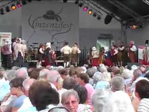 Welsh Folk Dancing - Dawns Flodau Nantgarw & Ceiliog y Rhedyn