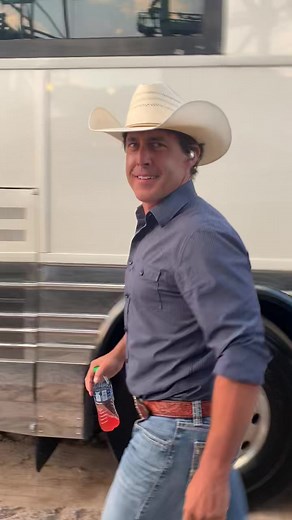 Aaron Watson July in Cheyenne Song