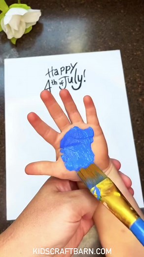 Handprint fireworks for the 4th of July 🇺🇸 save to try it later! #kidscrafts #4thofJuly #usa | Kids Craft Barn