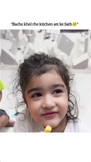 Bache khel rhe kitchen set ke Sath🤗 #payalmalik #armaanmalik #kritikamalik