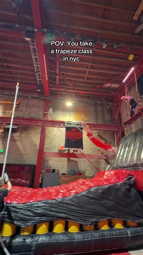 Not kidding when I say this is the most fun I’ve ever had. Trapeze is SO MUCH FUN. #nyc #nycthingstodo #trapeze #hobbiesinyour20s