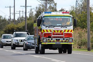 Is it Legal to Drive Through the Red Light to Make Way for the Police Vehicle? - Criminal Defence Lawyers Australia
