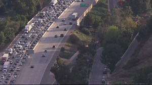Here's a look at the late-afternoon LA traffic on the 405 Freeway at the 5 Freeway in the San Fernando Valley. MORE⬇ | FOX 11 Los Angeles
