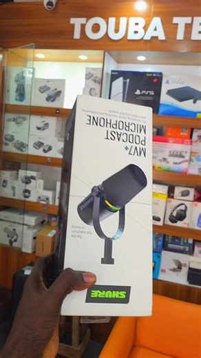 215 000fr #SHURE #MV7 is a #professional-quality USB/#XLR dynamic unidirectional microphone with both USB and XLR outputs for use with computers, tablets, mobile phones, professional interfaces and sound mixers.MV7 is the refreshed version of the most popular microphone in the world. The MV7 Podcast Microphone brings customizable color LED touch panel that acts as a live audio meter. By tapping it anywhere on the touch panel mutes the mic instantly. Offers improved Auto Level Mode, a real-time D