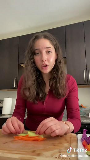 Healthy Spring Roll Recipe with Peanut Sauce and Crispy Tofu