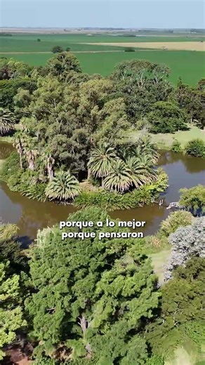 Le dijeron loco por hacer una laguna artificial… hoy es un paraíso