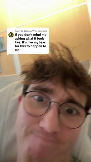 Replying to @Jackson Ws its a really weird feeling for sure. idk if its different for someone that has more arm left. #amputee #motorcycle #amputeelife #fyp #cantwinemall