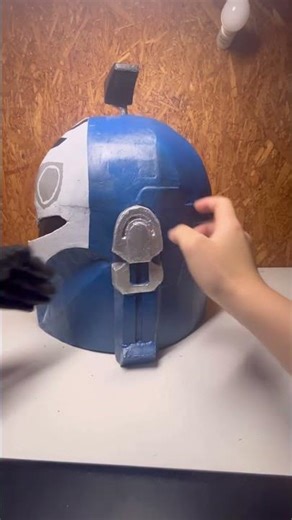 高校生がダンボールでボ＝カターン・クライズのヘルメット作ってみた！