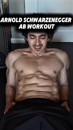 Arnold Schwarzenegger Ab Workout💀 my fitness app in my bio #bernardorebeil