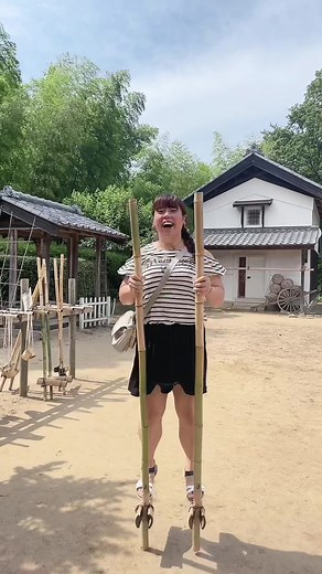 竹馬の懐かしい遊びと筋肉の使い方