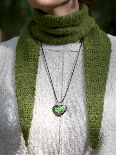 How to crochet a Sophie scarf? 🌿 EASY BEGINNER CROCHET MINI SCARF | The Harvest Sophie 🧶