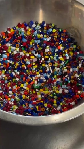 A beautiful glass vase! | Glass Goof