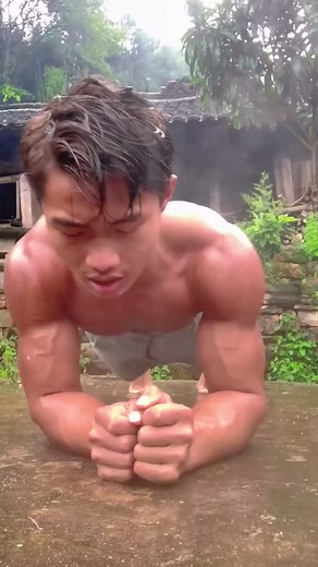 How muscular men are built#abs #exercise #movement #muscle #foryou #fitness #foryoupage #fyp