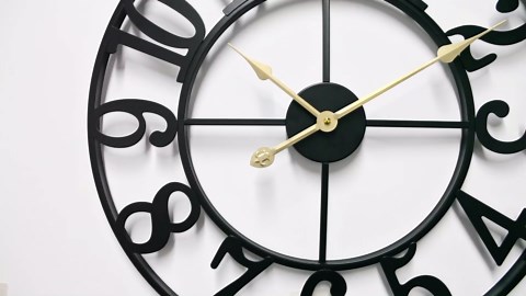 LEIKE 40 Inch Extra Large Wall Clock, Decorative Oversized Arabic Numerals Battery Operated Black Metal Wall Clocks for Living Room,Kitchen,Office, Farmhouse,Entrance Decor