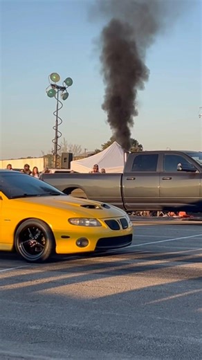 Nitrous LSX GTO VS Turbo Diesel Truck #racing #dragracing #car #shorts