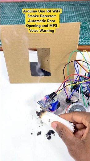 Arduino Uno R4 WiFi Smoke Detector: Automatic Door Opening and MP3 Voice Warning #electronics