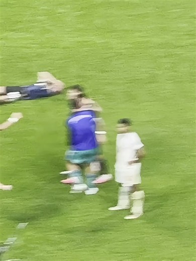 Did Bellingham start a fight after the match?!🤯#worldcup #bellingham #argentina #messi