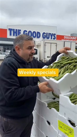 LOT’S OF NEW WEEKLY SPECIALS! Available at Joe’s Fruit World until Sunday 2nd November ⭐️ . . . . #joesfruitworld #weeklyspecials #sydneyfruitmarket #sydneyfruitandveg #sydneyfruitshop #farmersmarket #specialsinsydney #bythebuz #wetherillpark | Joe's Fruit World