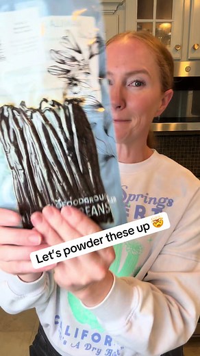 Freeze Drying Vanilla Beans for Flavorful Spice
