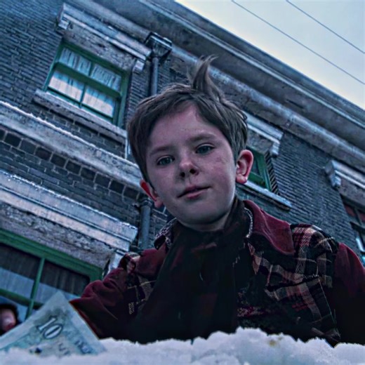 Charlie and the Chocolate Factory (2005) _ A poor boy who finds a golden chance.🍫✨#fyppppppppppppppppppppppp #edit #trendingreels #reels #foryou