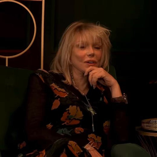 💬 Courtney Love praises Lana Del Rey on ‘The Magnificent Others with Billy Corgan’ 💛“She put me in her house in Malibu for a year rent free like, what the hell? Also, she was really great at helping me get out of town, I needed to get out of LA. I had bad people around me so, she could play these f*cking guys that were really harming my life. She’s a fantastic girl. She’s a real friend y’know? She’s done things for me that nobody’s ever done in our business, particularly another woman.”