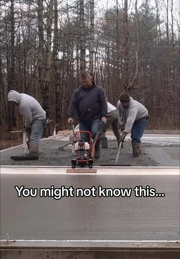 You might not know this… 😳 #everythingaboutconcrete #mikedayconcrete #mikedayconcreteyoutube #theconcreteunderground #fyp #viral #viralvideos #concretefloors #winterconcretemix