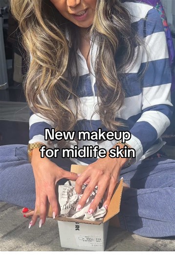 Can’t wait to try these products! Tutorial’s coming soon ❤️ @Jones Road Beauty @Bobbi Brown @IT Cosmetics