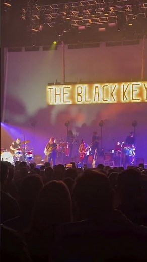 The Black Keys - Tighten Up (Live at Capitol Theatre, Port Chester, NY, USA - 2026) #bluesrock