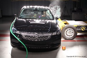 Crash-test : une Astra 5 étoiles !