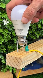 Every beginner electrician needs to know this cable splice #electrician #wire #splice #tips #asmr | I am Barone