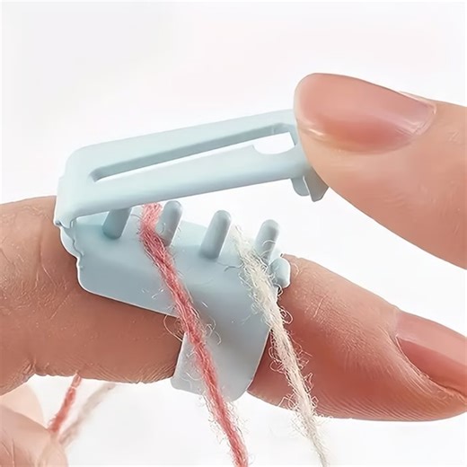 161 reactions · 25 shares | Make crocheting & knitting easy with our Yarn Guide Ring! Say goodbye to the hassle of wrapping yarn around your finger and get even tension, relieve your finger pressure!臨殺 | Presencte/521 | Facebook