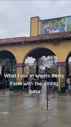 Knotts Berry Farm Dining Plan Review and Menu Highlights