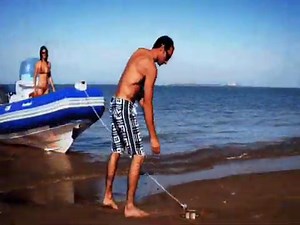 DB 700 BOMBARD EXPLORER - semi-rigide - vidéo promo sur pneuboat.com