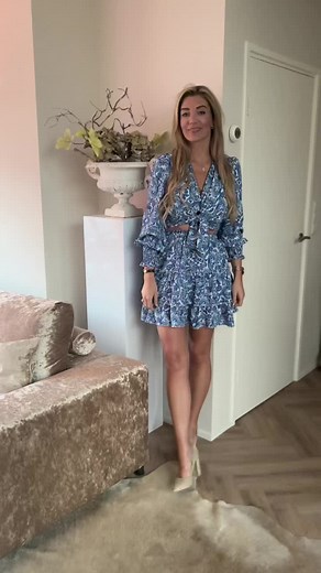 𝐇𝐨𝐞 𝐥𝐞𝐮𝐤 𝐢𝐬 𝐝𝐞𝐳𝐞 𝐭𝐰𝐞𝐞-𝐝𝐞𝐥𝐢𝐠𝐞 𝐬𝐞𝐭?💎#deventer #blue #white #set #new #shopnow #taptoshop