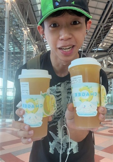 Chagee x Cinnamoroll !!! why are all the overseas exclusives so cool 😭