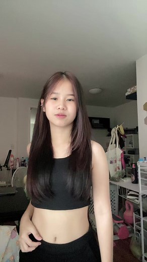 พ.ศ.นี้ต้องเหวี่ยงยิ้มหวานตัวเล็กดิวะ😝✅