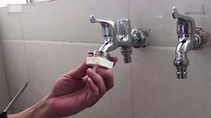 Washing Machine Inlet Hose, Burst Proof Washing Machine Water Inlet Pipe, Washer Pipe with Connectors, Water Inlet Connection Supply Line, White Long Universal PVC Hose (1.5 m/ 5 ft)