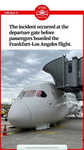 Lufthansa Boeing 787 nose landing gear collapses at Frankfurt Airport