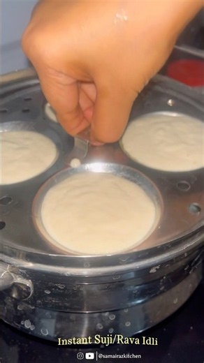 10-Minute INSTANT RAVA IDLI Recipe! ⚪✨ (Super soft & no fermentation) #easyrecipes