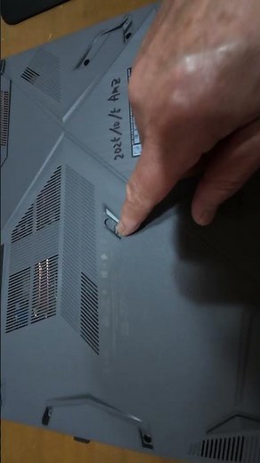 ノートPCのメモリ換装とSSD増設2