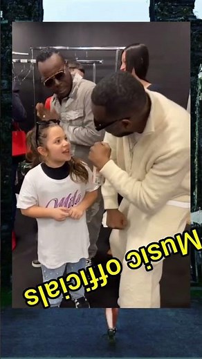 Gims - chante ciel avec une petite fille de 8 ans #gims #ciel #shorts