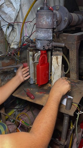 Plastic Money Saving Lock Box Making