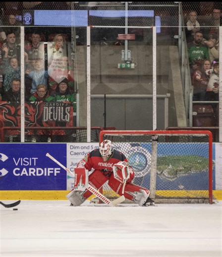 𝗦𝘁𝗼𝗻𝗲. 𝗖𝗼𝗹𝗱. 𝗦𝘁𝗼𝗲𝘃𝗲𝗿. ❄️🧱 #CardiffDevils #IceHockey #HockeyTok #HockeyGoalie #GoalieSave