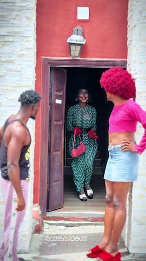 Ashabi, Lepa & Gloglo Meet for First Time