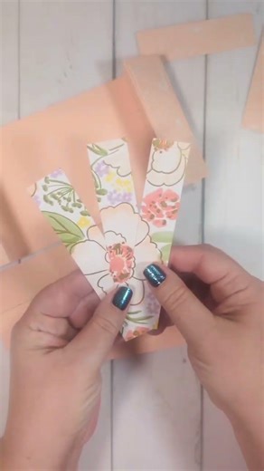 Locking Triple Z-Fold card with the Lovely & Beautiful paper from Stampin' Up!®️ #funfoldcards