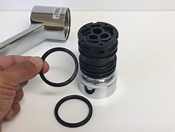 toto製の水道の蛇口は直せる？パッキンの交換の方法や手順を紹介 | 水のトラブルお役立ち情報コラム一覧