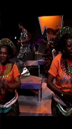 Mahlathini Mahotella Queens Makgona Tshohle Band Stop Crying (Live)