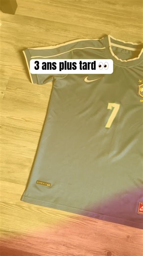 🚨1 COMMANDE avec le code « MURA » = 1 PARTICIPATION AUX MAXIKITS GAMES 2026 ✅ Et -20% CODE « MURA » pour vos BOX MYSTÈRES sur MAXIKITSBOX.COM 🌐📦\t La livraison d’un maillot commandé sur Maxikits prend environ 25 jours 🚚📦\t La qualité est irréprochable et vous pouvez également retrouver des maillots de toutes les équipes, et époques ce qui fait qu’il y a un large choix sur le site 😎\t Avec l’arrivée des ensembles d’entraînement sur le site, profitez d’un maillot et d’un short sans oublier l